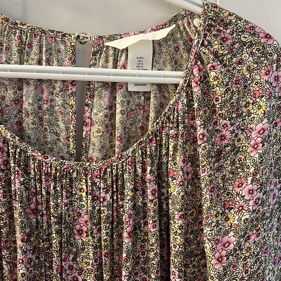 H&M dress - Picture 2 of 3